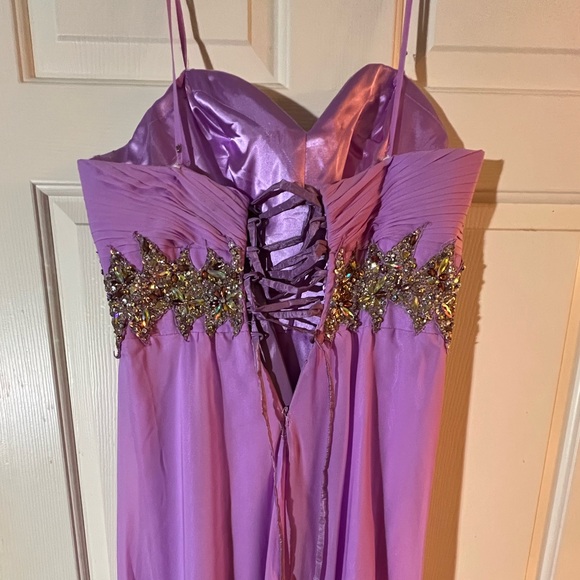Lavish Lavender Prom Gown with Gold Embellishments - Picture 3 of 5